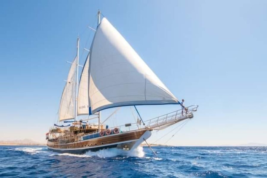 Sinai Dream Yacht – White Island