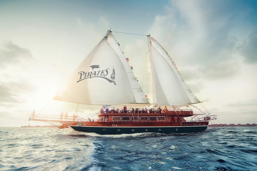 Pirates Sailing Boat SSH – White Island